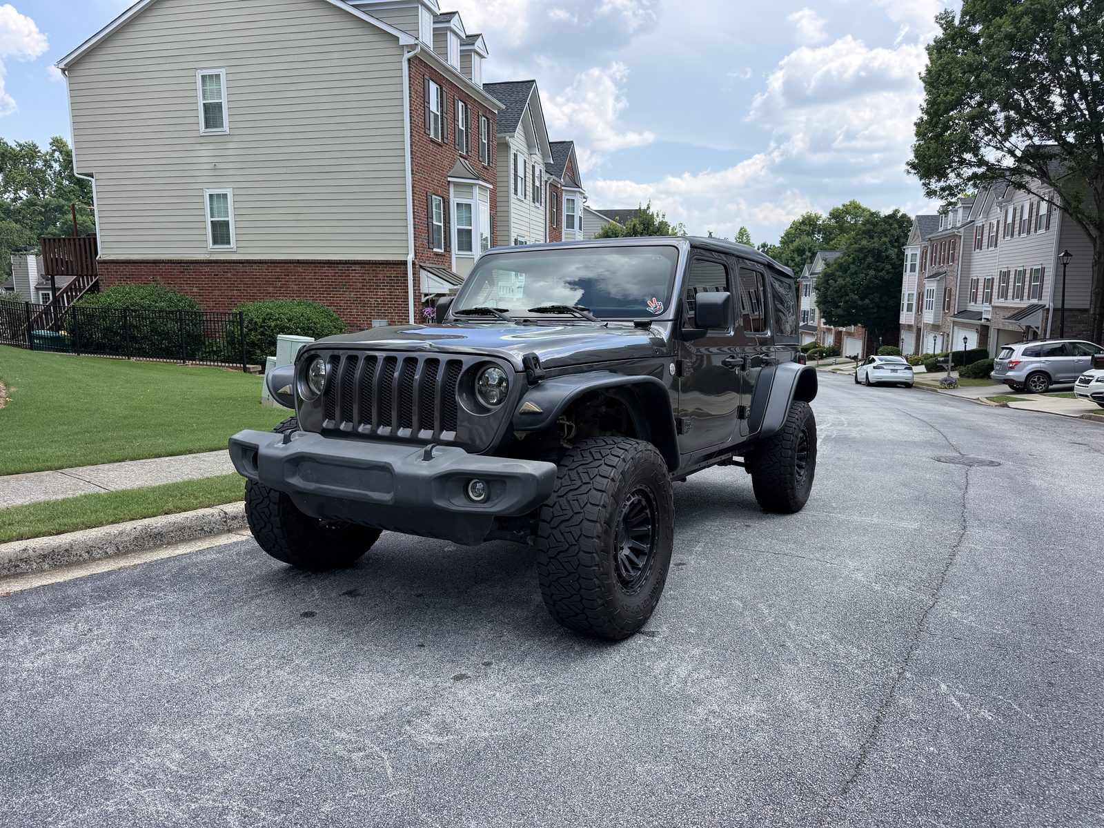 Detailed Jeep Wrangler, front quarter exterior finish